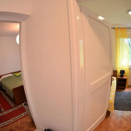 Bright And Breezy With Terrace And Sea View * Krk Town